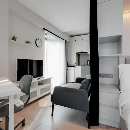 アパート Earthquake-resistant New Constructed In Kadikoy イスタンブール