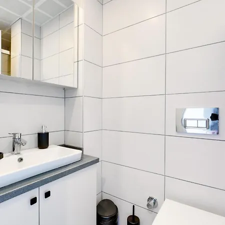 Earthquake-resistant New Constructed In Kadikoy *