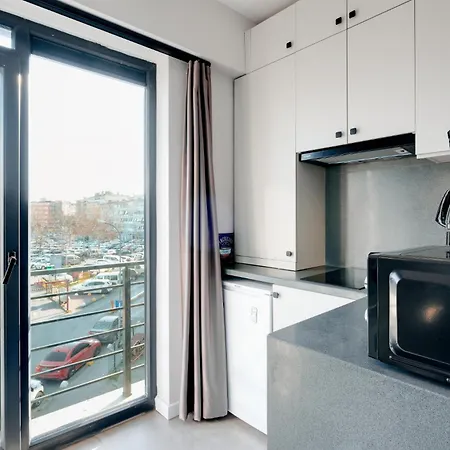 Earthquake-resistant New Constructed In Kadikoy * איסטמבול